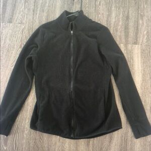 Oldnavy active large T fleece sweater black (has thumb holes)